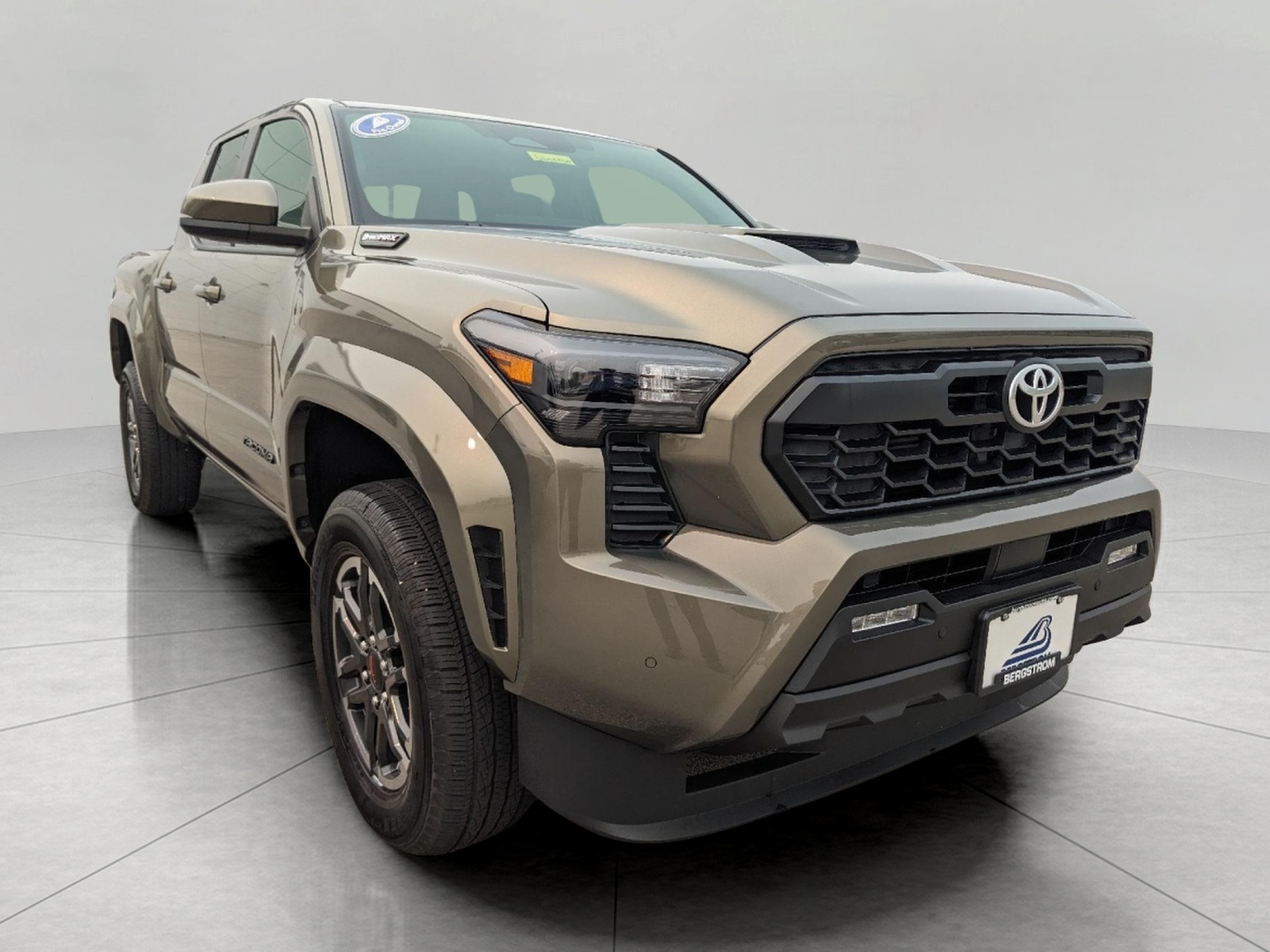 BRONZE OXIDE 2025 Toyota Tacoma Pickup Truck Four-Wheel Drive Automatic