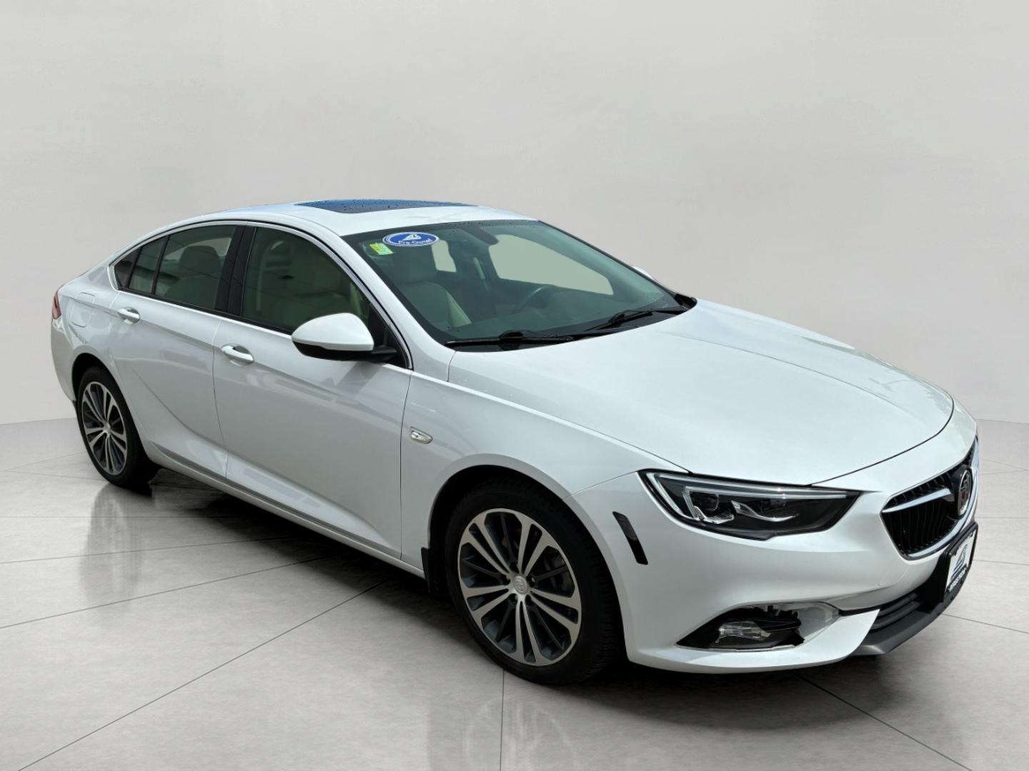 2018 Buick Regal Sportback Essence AWD