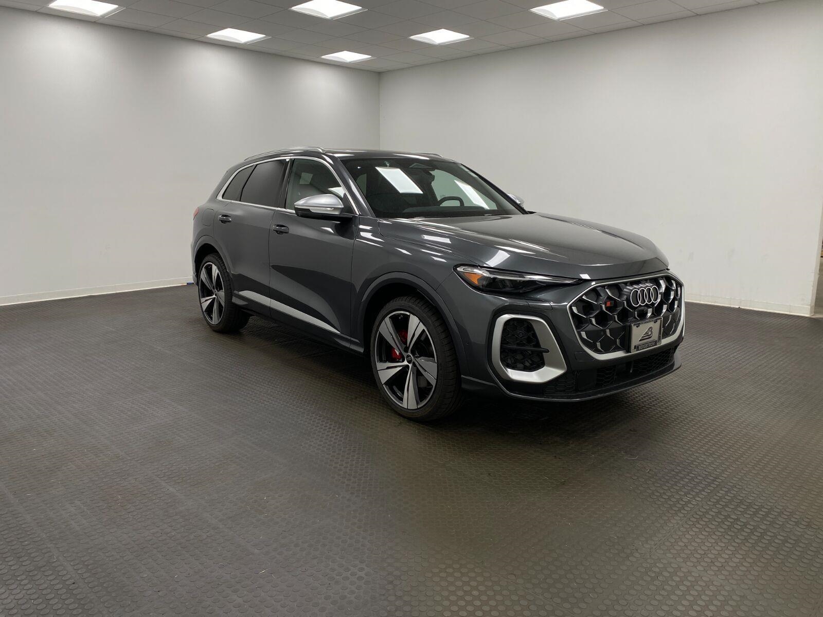 DAYTONA GRAY PEARL EFFECT 2026 Audi SQ5 SUV / Crossover All-Wheel Drive Automatic