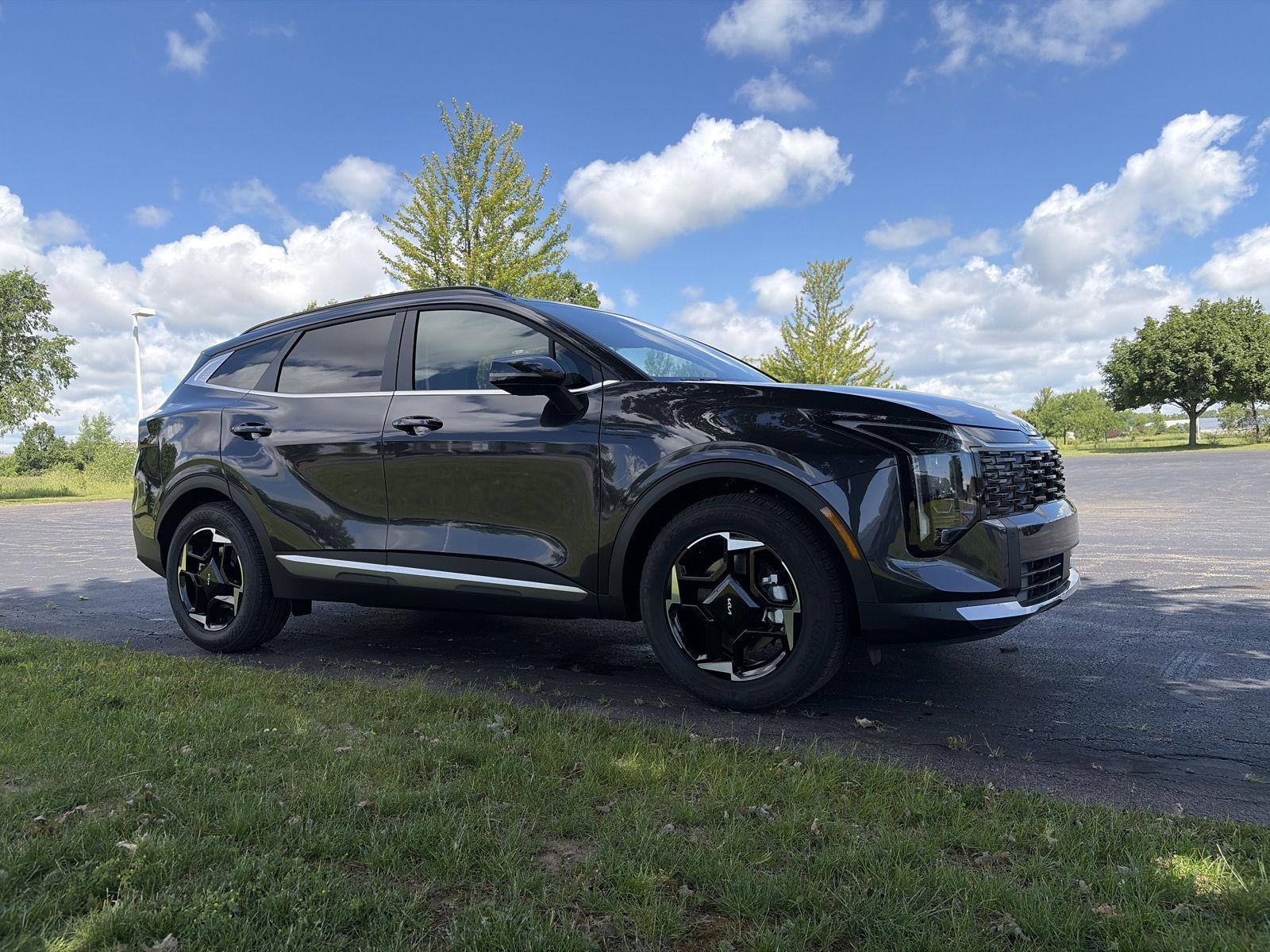 PANTHERA METAL 2026 Kia Sportage SUV / Crossover Front-Wheel Drive Automatic