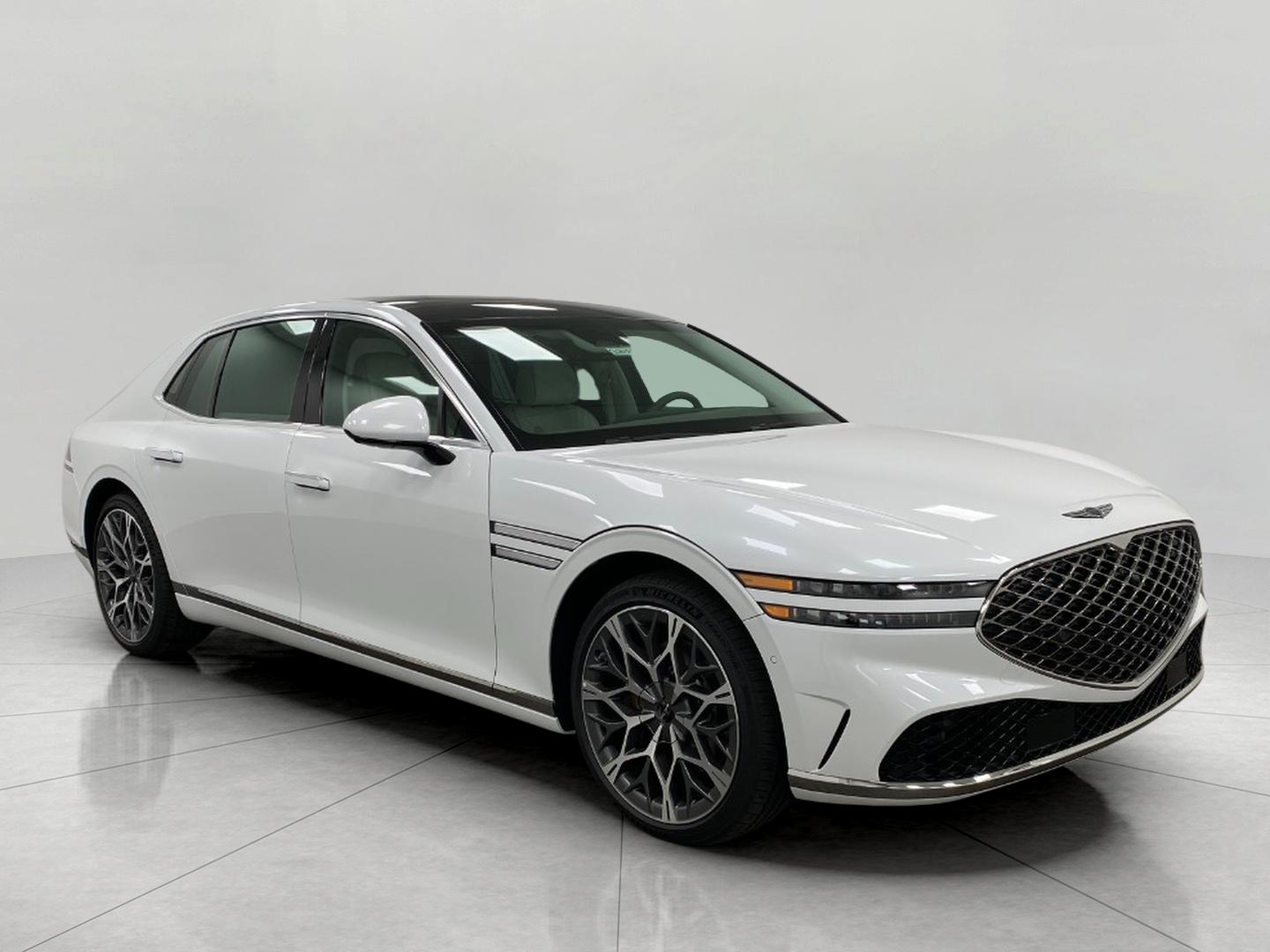 UYUNI WHITE 2026 Genesis G90 3.5T e-Supercharger AWD Sedan All-Wheel Drive 8-Speed Automatic