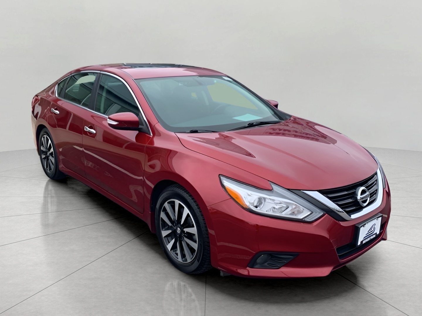 Red 2018 Nissan Altima 2.5 SV Sedan Front-Wheel Drive Continuously Variable Transmission