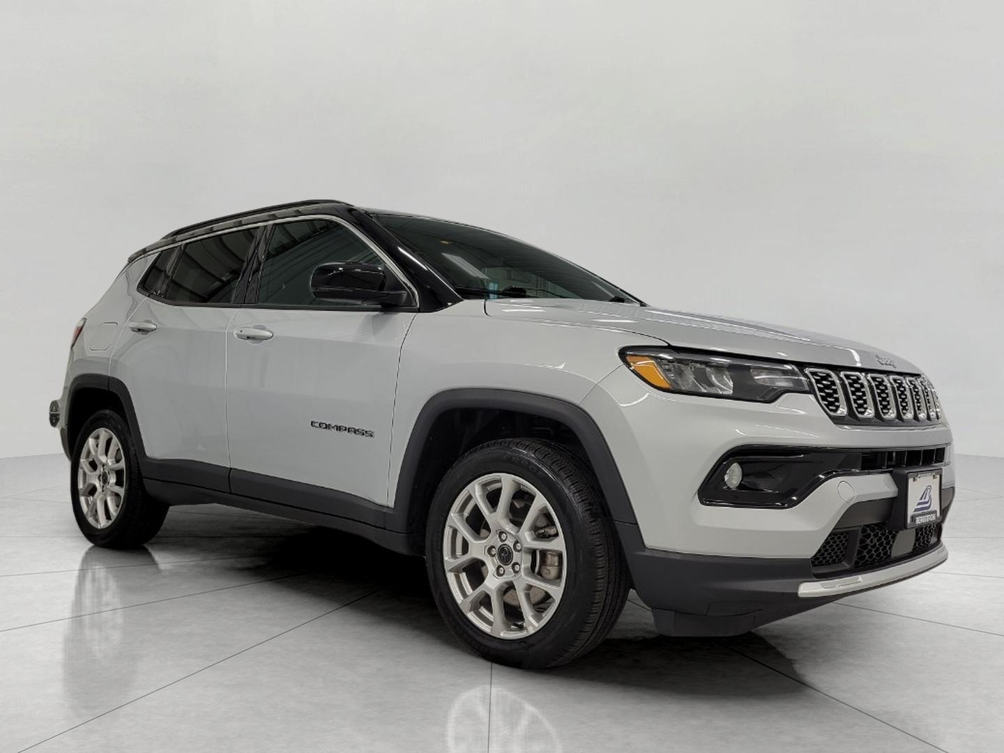 Silver 2025 Jeep Compass Limited 4WD SUV / Crossover Four-Wheel Drive Automatic