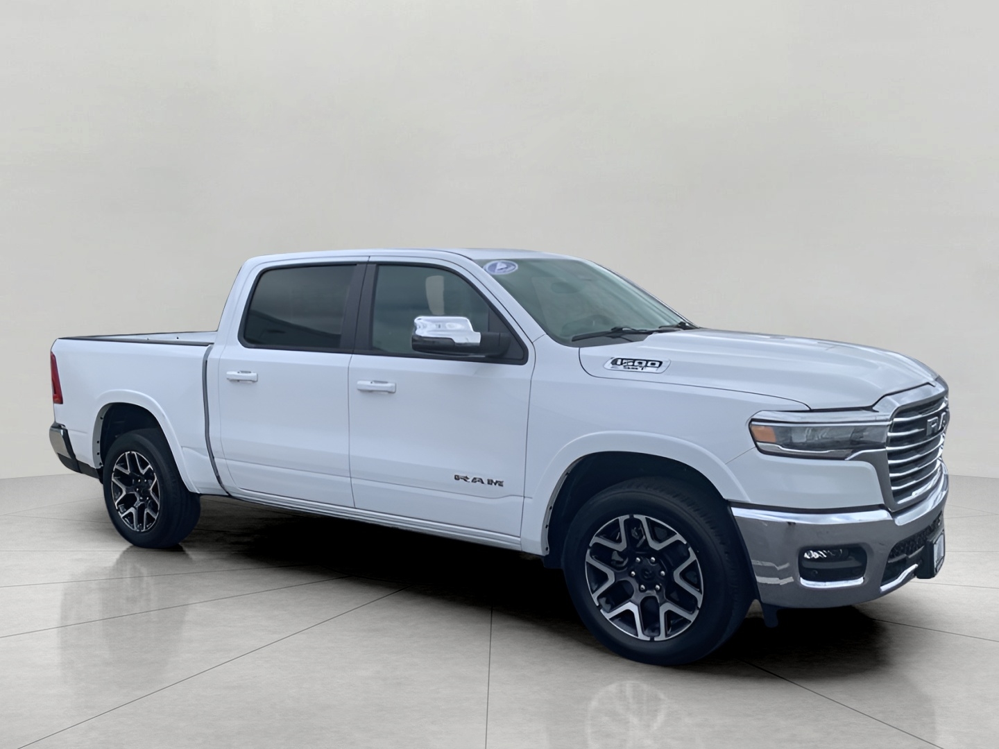 BRIGHT WHITE CLEARCOAT 2025 RAM 1500 Laramie Crew Cab 4WD Pickup Truck Four-Wheel Drive Automatic