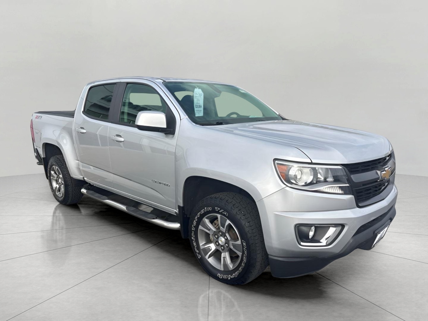SILVER ICE METALLIC 2018 Chevrolet Colorado Z71 Crew Cab 4WD Pickup Truck Four-Wheel Drive Automatic