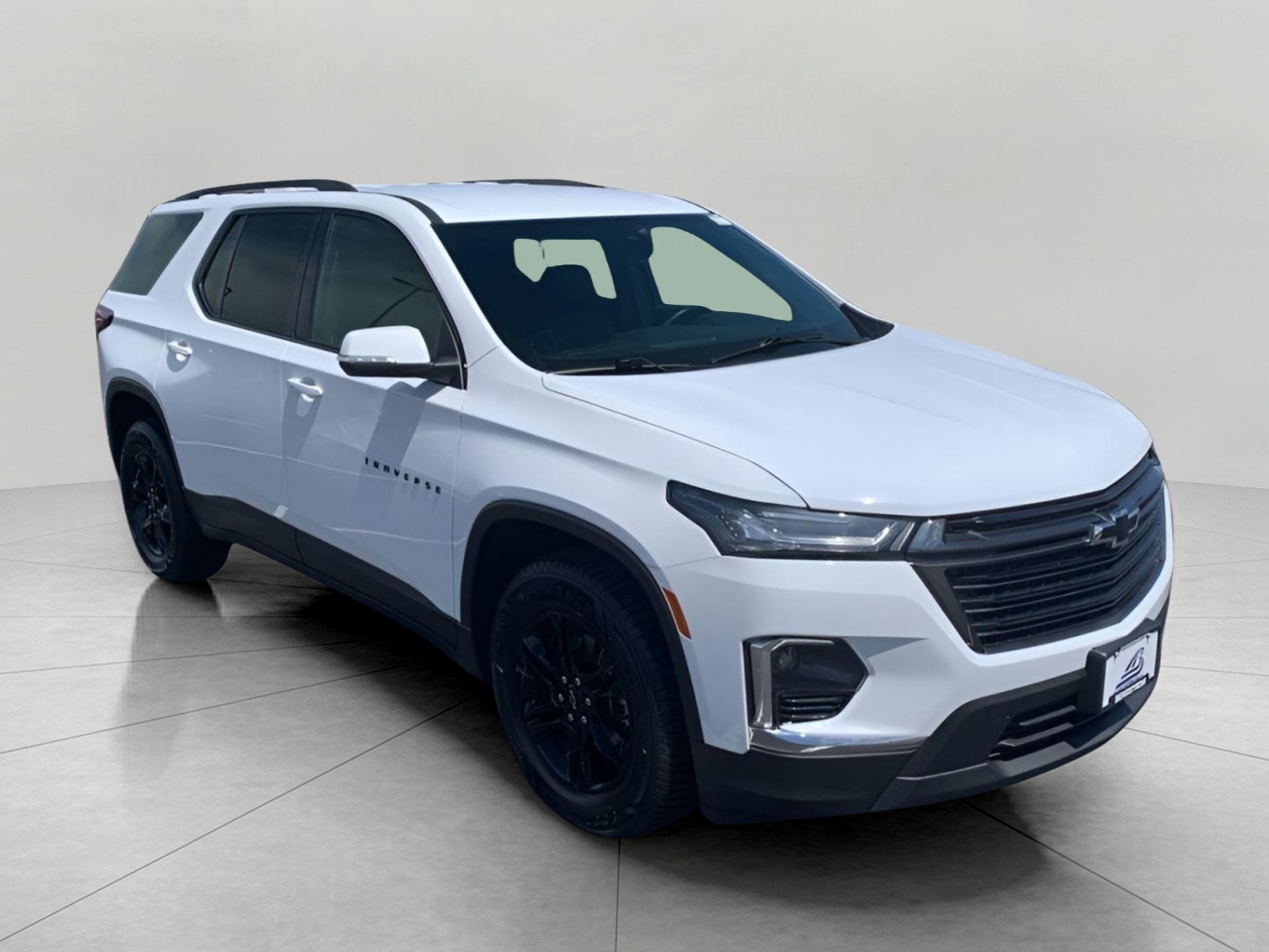 SUMMIT WHITE 2022 Chevrolet Traverse LT Leather FWD SUV / Crossover Front-Wheel Drive Automatic