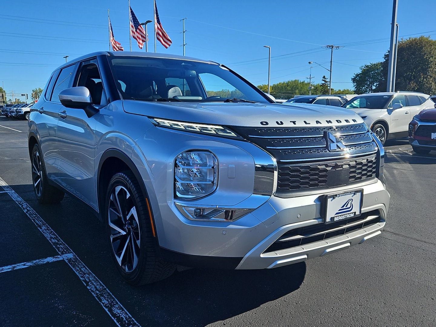 ALLOY SILVER METALLIC 2024 Mitsubishi Outlander SUV / Crossover All-Wheel Drive Automatic