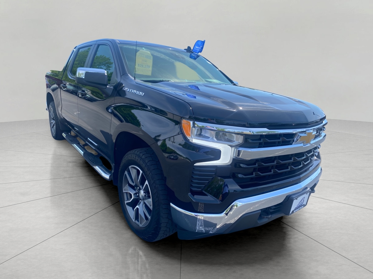 2022 Chevrolet Silverado 1500 LT Crew Cab 4WD