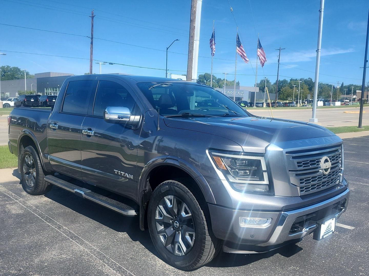 2021 Nissan Titan Platinum Reserve Crew Cab 4WD