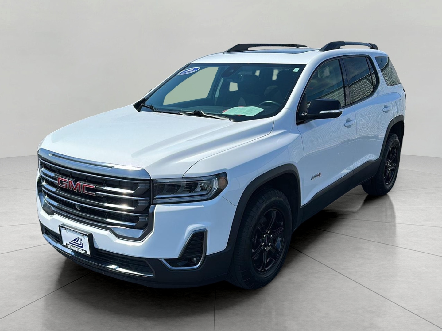 View vehicle photo 3