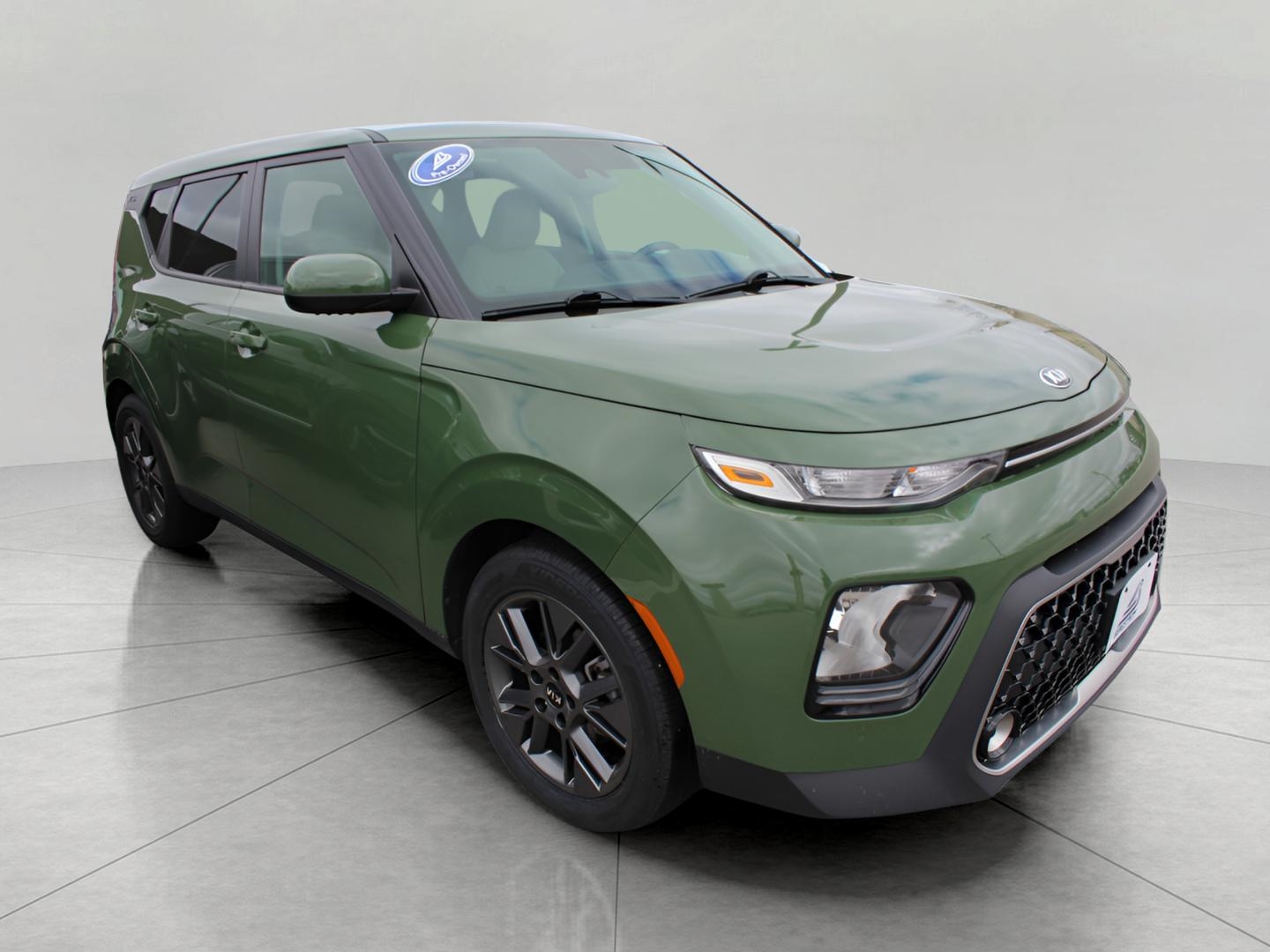 UNDERCOVER GREEN 2021 Kia Soul EX FWD SUV / Crossover Front-Wheel Drive Automatic