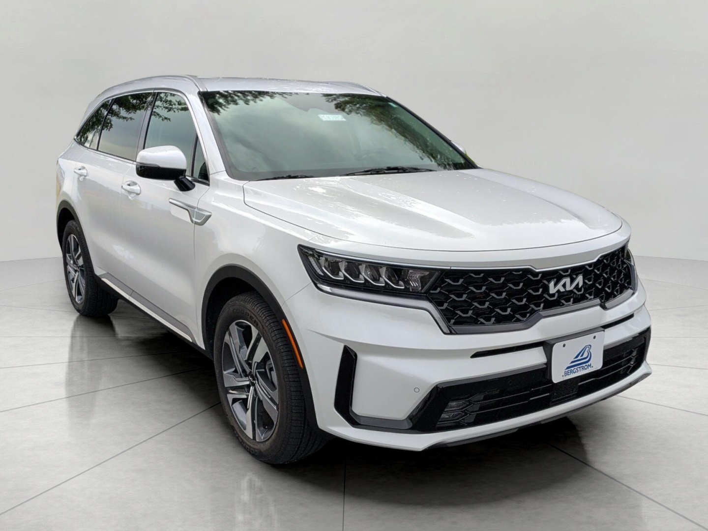 SNOW WHITE PEARL 2024 Kia Sorento Hybrid SUV / Crossover All-Wheel Drive Automatic
