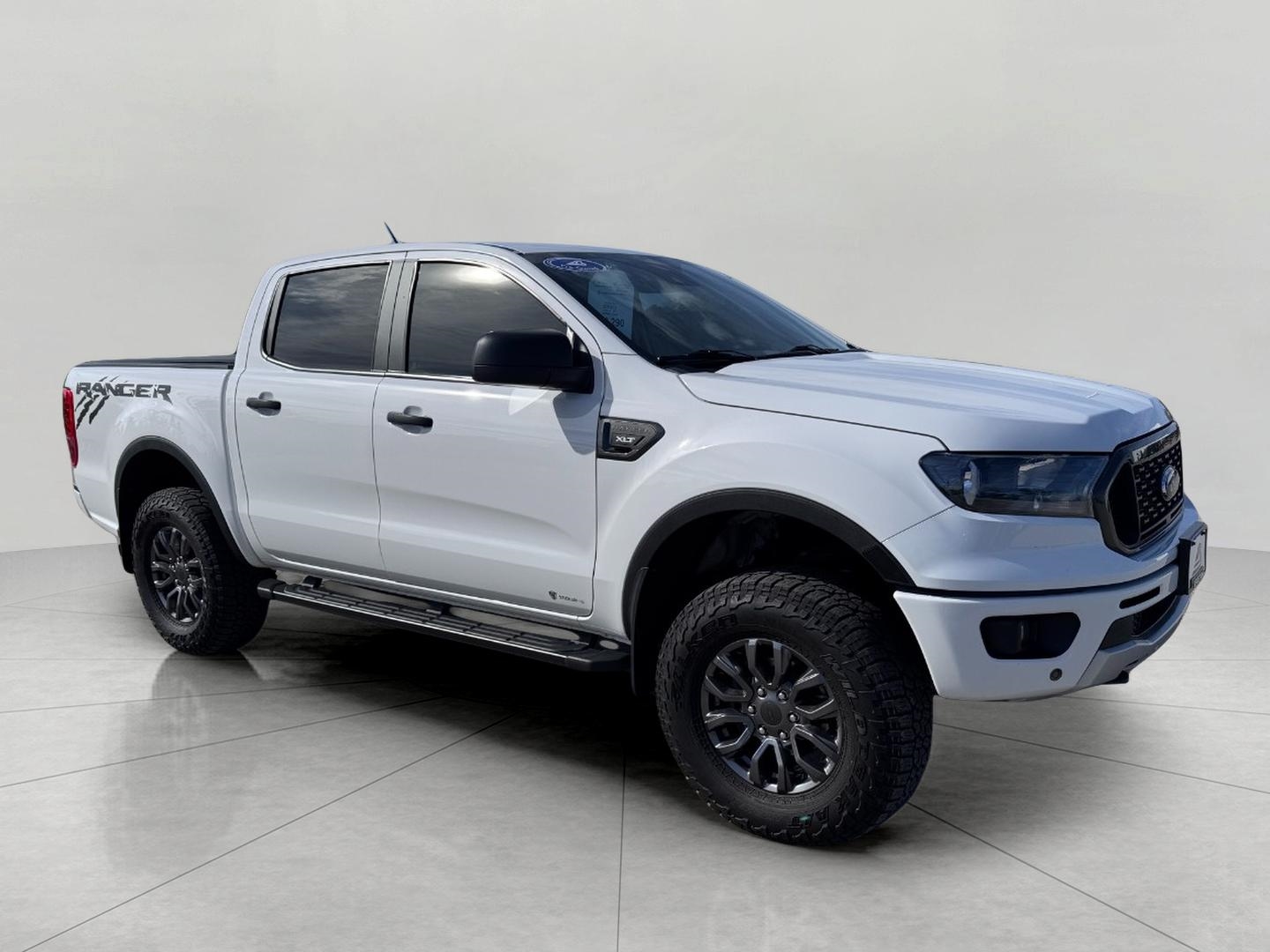 OXFORD WHITE 2021 Ford Ranger XLT SuperCrew 4WD Pickup Truck Four-Wheel Drive Automatic