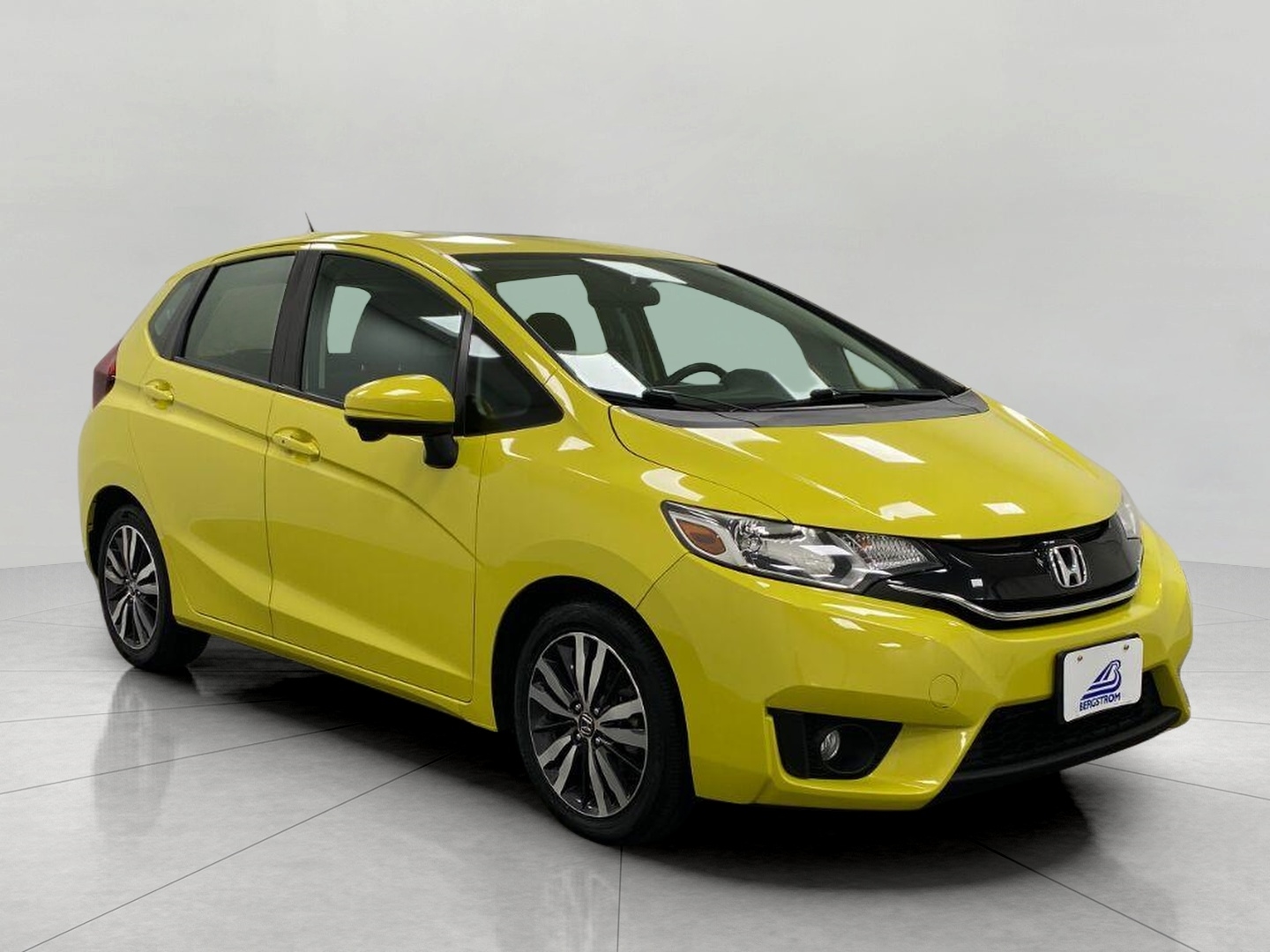 MYSTIC YELLOW PEARL 2016 Honda Fit Hatchback Front-Wheel Drive Automatic