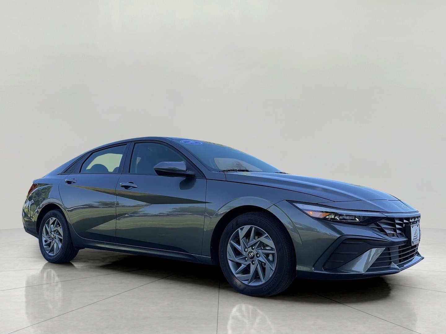 2024 Hyundai Elantra SEL FWD