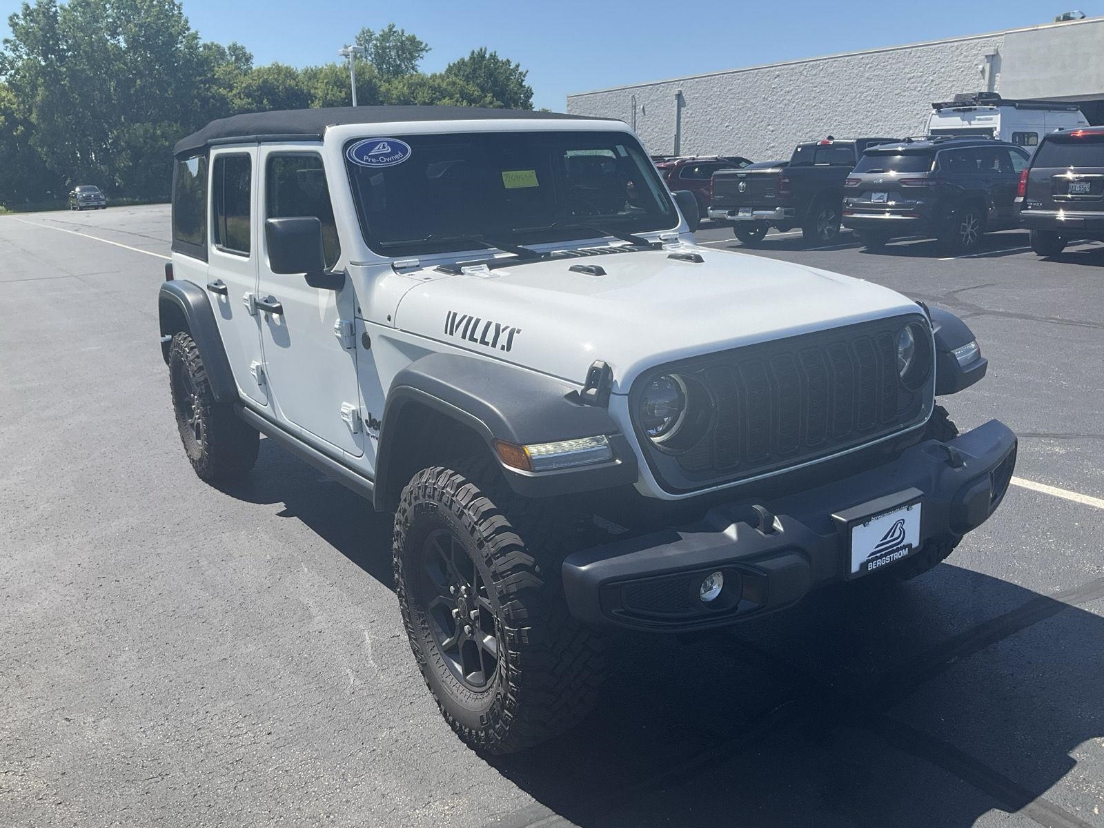 BRIGHT WHITE CLEARCOAT 2024 Jeep Wrangler SUV / Crossover Four-Wheel Drive Automatic
