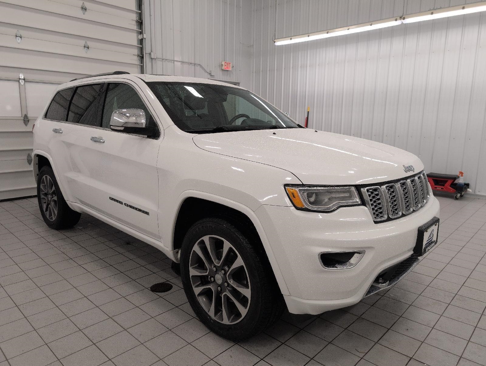 BRIGHT WHITE CLEARCOAT 2018 Jeep Grand Cherokee SUV / Crossover Four-Wheel Drive Automatic