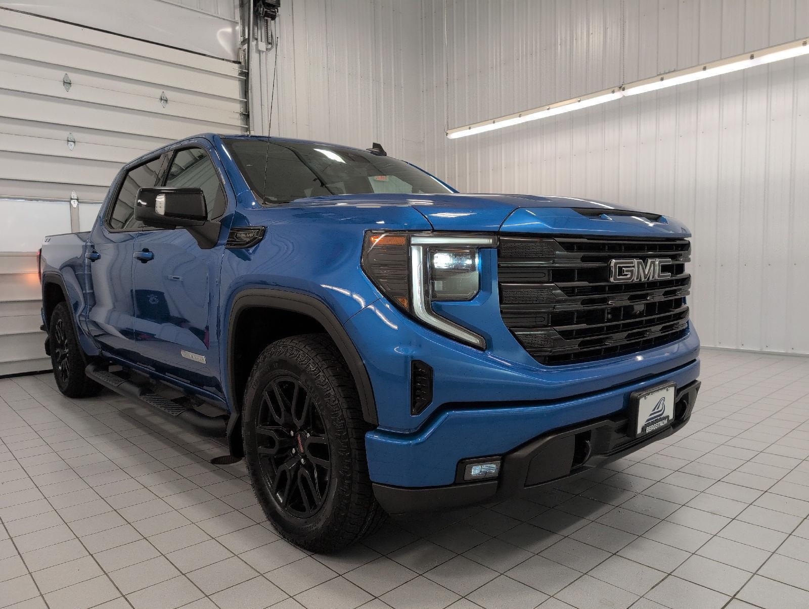 2023 GMC Sierra 1500 Elevation Crew Cab 4WD
