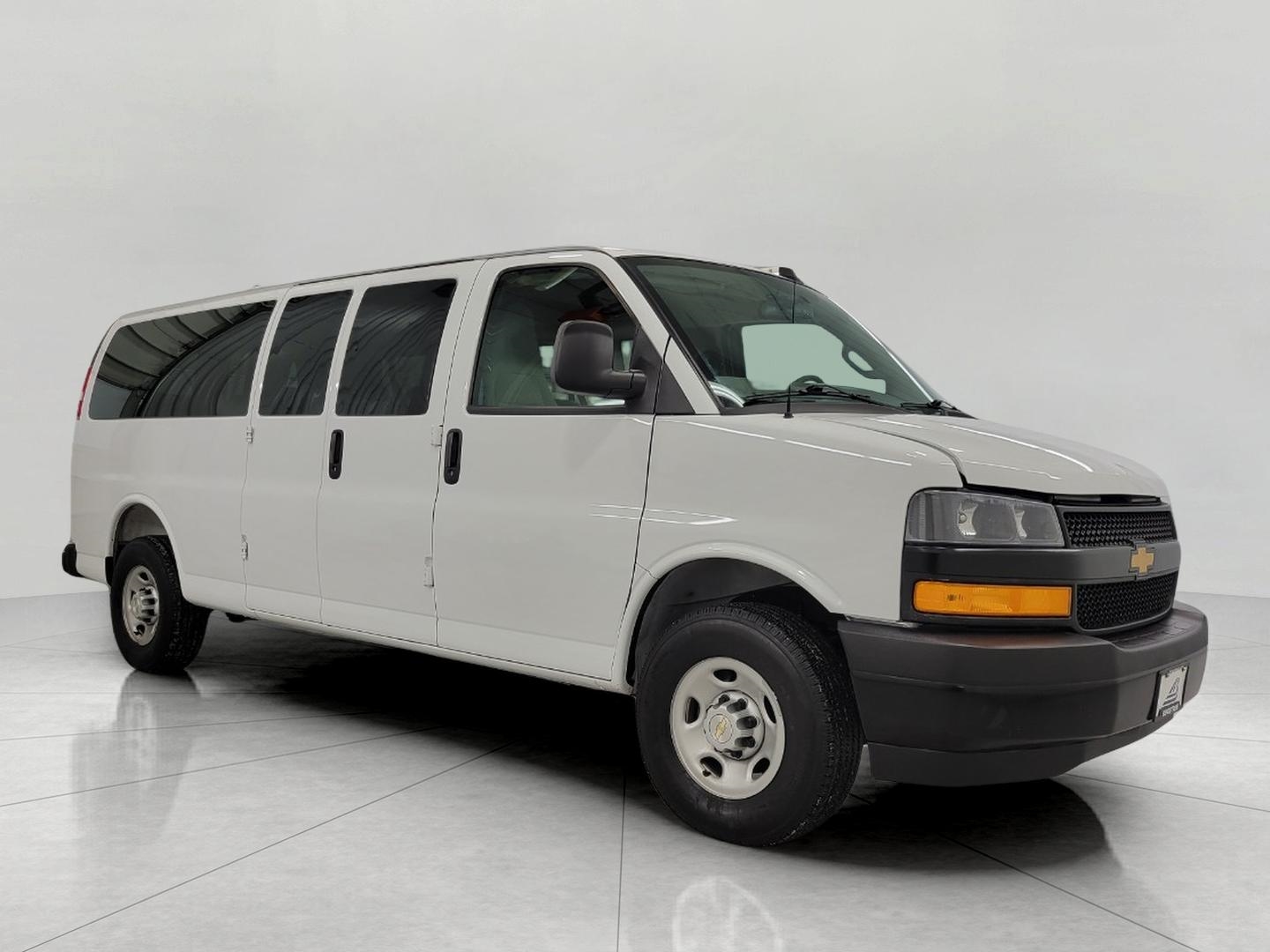 2025 Chevrolet Express 3500 LS Extended RWD