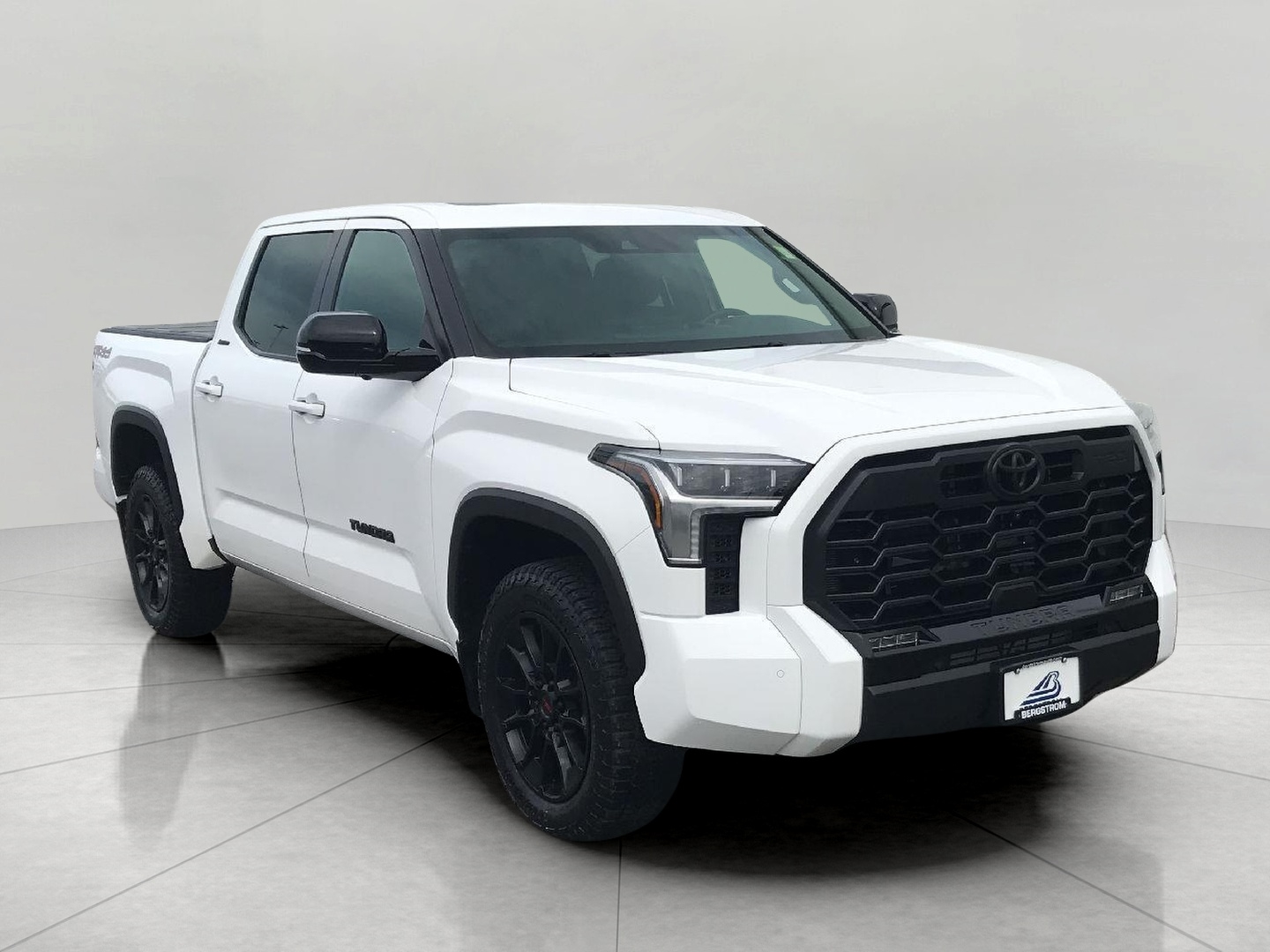 ICE CAP 2025 Toyota Tundra Pickup Truck Four-Wheel Drive Automatic