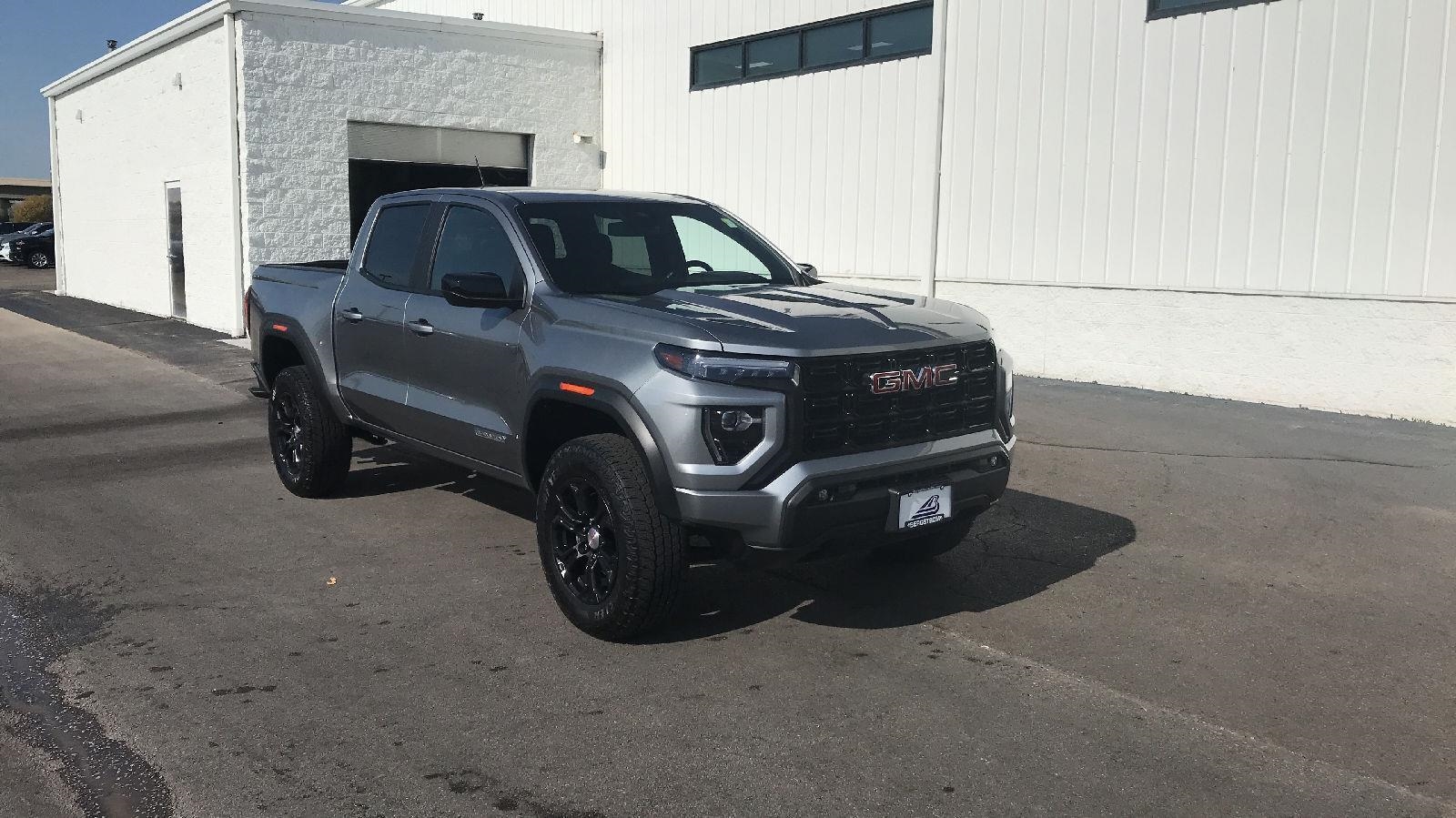 STERLING METALLIC 2023 GMC Canyon Pickup Truck Four-Wheel Drive Automatic