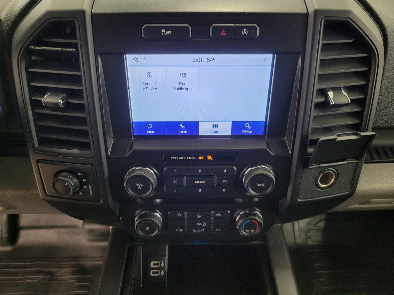 View vehicle photo 7