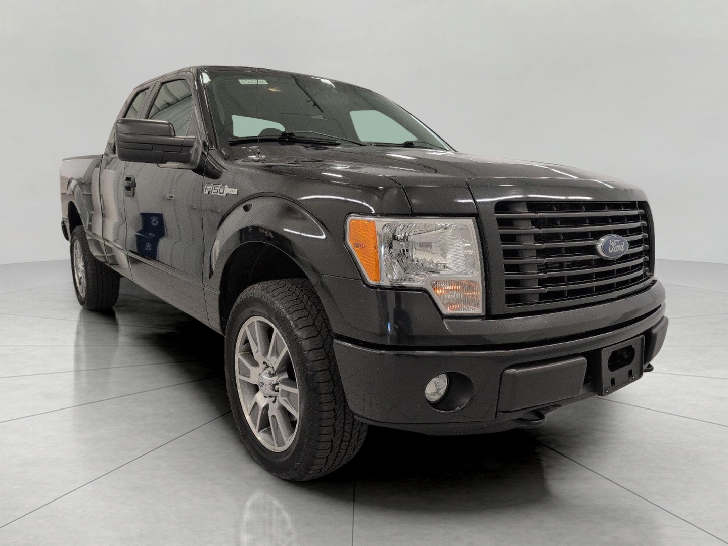 TUXEDO BLACK METALLIC 2014 Ford F-150 Pickup Truck Four-Wheel Drive Automatic