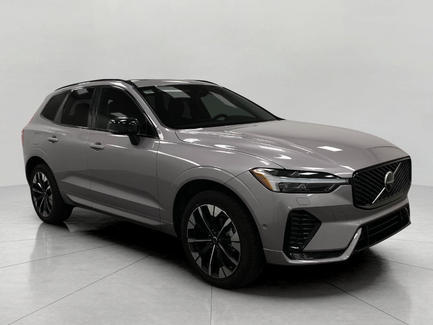 2026 Volvo XC60 B5 Plus AWD