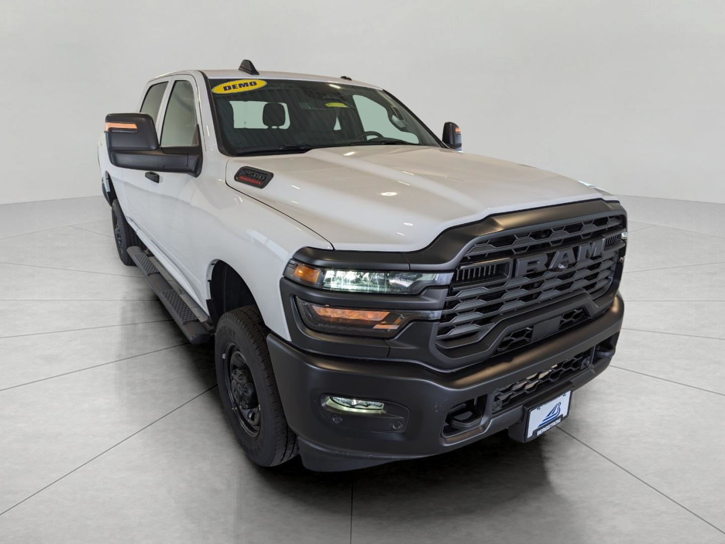 2025 RAM 2500 Tradesman Crew Cab 4WD