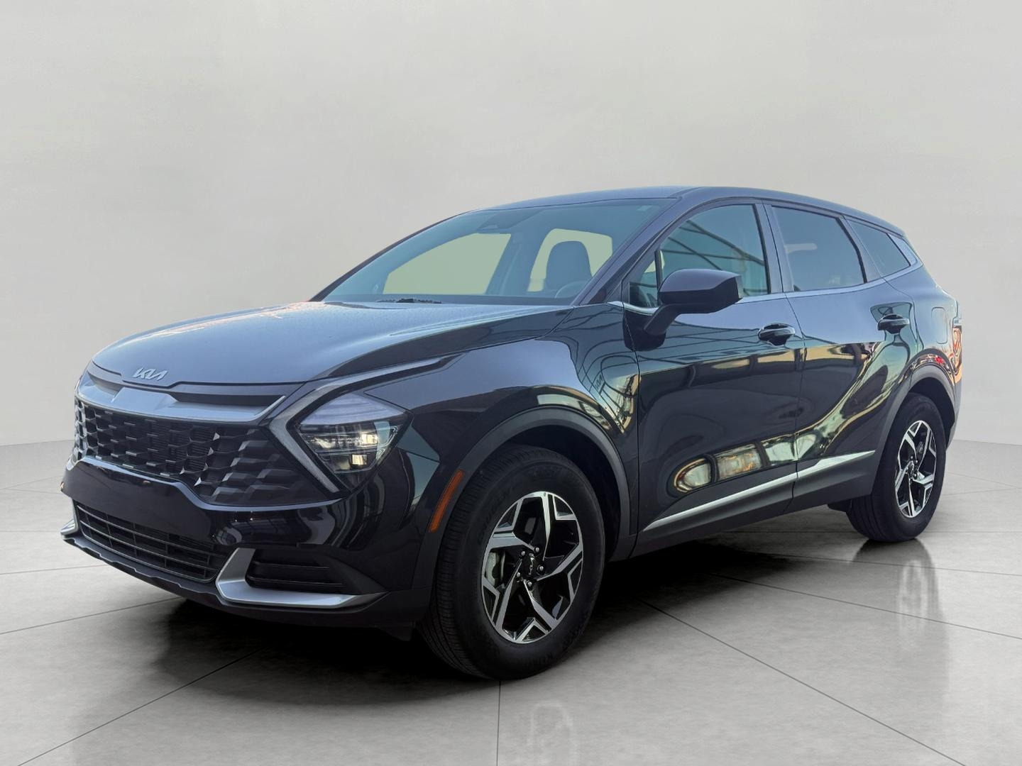 View vehicle photo 5