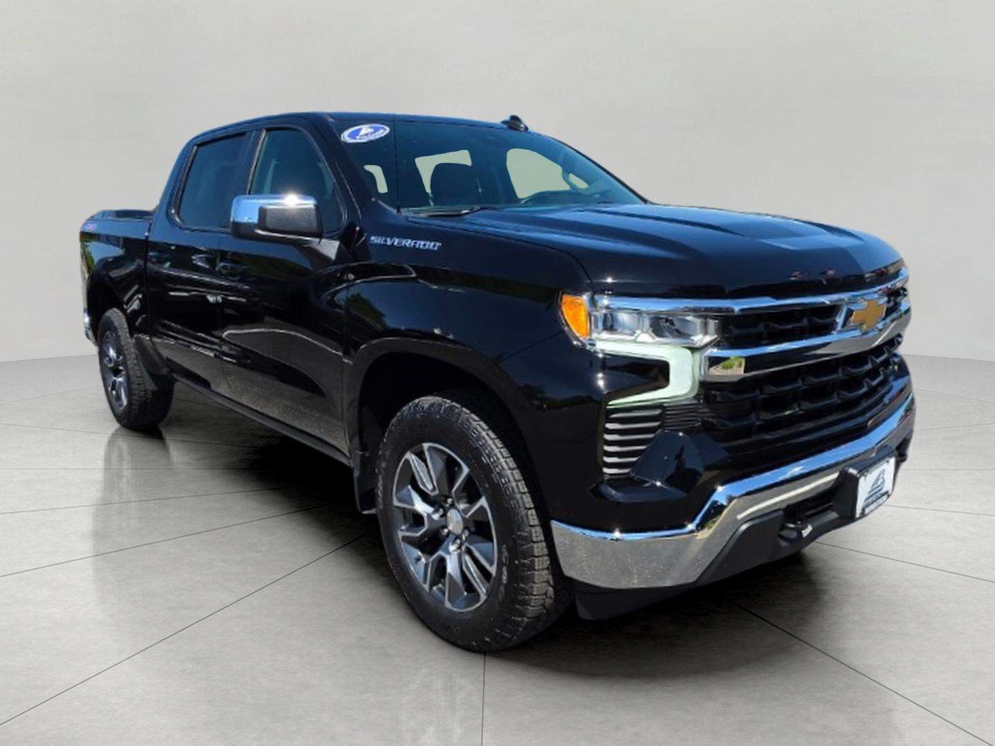 2024 Chevrolet Silverado 1500 LT Crew Cab 4WD